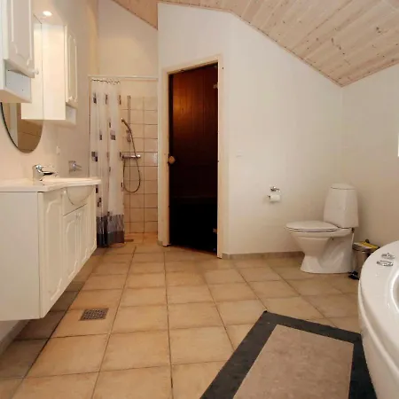 Five-bedroom Holiday In Glesborg 2 Dom wakacyjny *